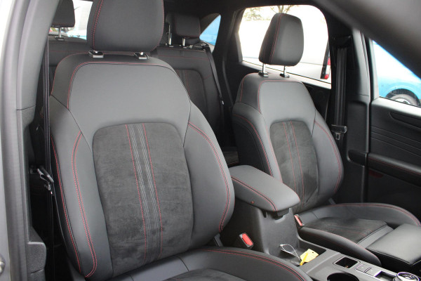 Ford Kuga 2.5 PHEV ST-Line X 243pk | Driver Assistance pack | Winterpack | Technology Pack | Panoramadak | Wegklapbare Trekhaak | 19 inch Licht metaal | Ford Kuga 2.5 PHEV ST-Line X 243pk | Driver Assistance pack | Winterpack | Technology Pack | Panoramadak | Wegklapbare Trekhaak | 19 inch Licht metaal |