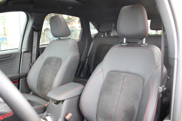 Ford Kuga 2.5 PHEV ST-Line X 243pk | Driver Assistance pack | Winterpack | Technology Pack | Panoramadak | Wegklapbare Trekhaak | 19 inch Licht metaal | Ford Kuga 2.5 PHEV ST-Line X 243pk | Driver Assistance pack | Winterpack | Technology Pack | Panoramadak | Wegklapbare Trekhaak | 19 inch Licht metaal |