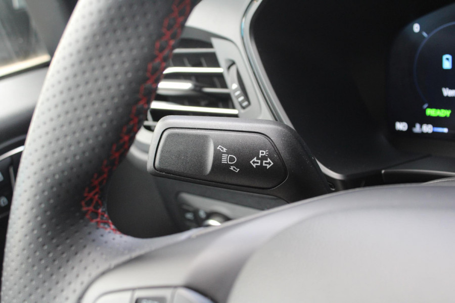 Ford Kuga 2.5 PHEV ST-Line X 243pk | Driver Assistance pack | Winterpack | Technology Pack | Panoramadak | Wegklapbare Trekhaak | 19 inch Licht metaal | Ford Kuga 2.5 PHEV ST-Line X 243pk | Driver Assistance pack | Winterpack | Technology Pack | Panoramadak | Wegklapbare Trekhaak | 19 inch Licht metaal |