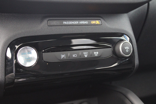 Ford Kuga 2.5 PHEV ST-Line X 243pk | Driver Assistance pack | Winterpack | Technology Pack | Panoramadak | Wegklapbare Trekhaak | 19 inch Licht metaal | Ford Kuga 2.5 PHEV ST-Line X 243pk | Driver Assistance pack | Winterpack | Technology Pack | Panoramadak | Wegklapbare Trekhaak | 19 inch Licht metaal |