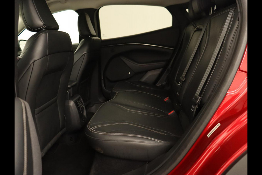 Ford Mustang Mach-E RWD 75 kWh | Leder | Stoelverwarming | 360 Camera | Adaptive cruise | B&O Sound | Stuurverwarming | Carplay | Navigatie