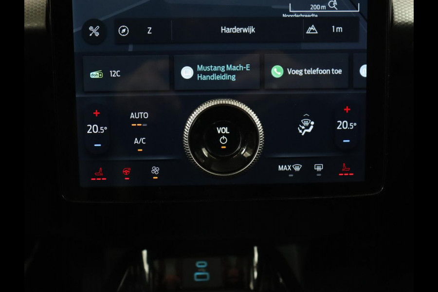 Ford Mustang Mach-E RWD 75 kWh | Leder | Stoelverwarming | 360 Camera | Adaptive cruise | B&O Sound | Stuurverwarming | Carplay | Navigatie