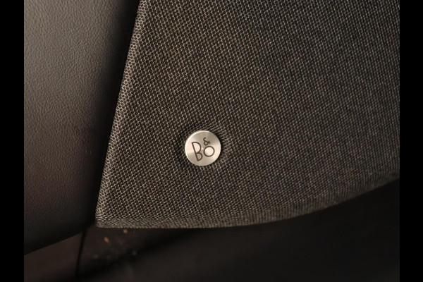 Ford Mustang Mach-E RWD 75 kWh | Leder | Stoelverwarming | 360 Camera | Adaptive cruise | B&O Sound | Stuurverwarming | Carplay | Navigatie