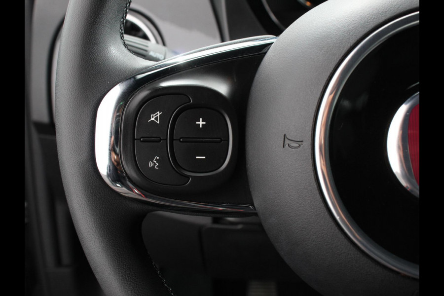 Fiat 500C 1.0 Hybrid Bella Vita Airco Cruise control Parkeersensor achter Radio Bluetooth Elektrische ramen Apple Carplay/ Android Auto