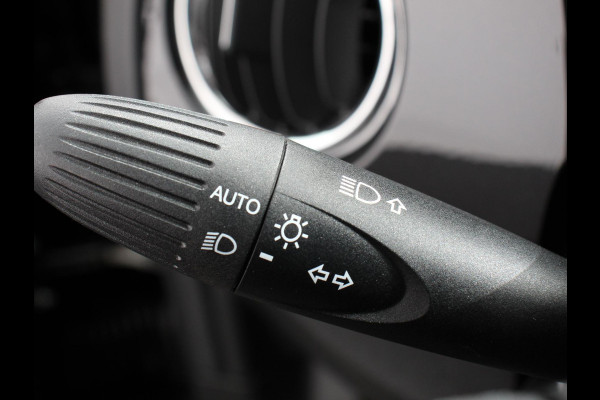 Fiat 500C 1.0 Hybrid Bella Vita Airco Cruise control Parkeersensor achter Radio Bluetooth Elektrische ramen Apple Carplay/ Android Auto