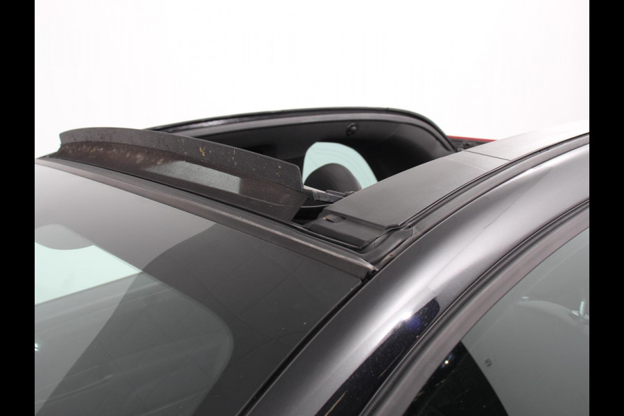 Fiat 500C 1.0 Hybrid Bella Vita Airco Cruise control Parkeersensor achter Radio Bluetooth Elektrische ramen Apple Carplay/ Android Auto