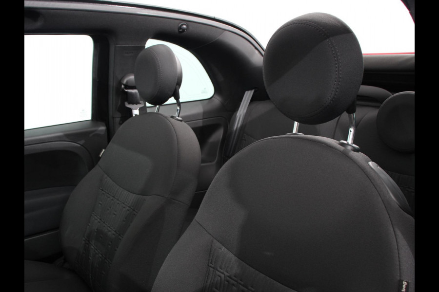 Fiat 500C 1.0 Hybrid Bella Vita Airco Cruise control Parkeersensor achter Radio Bluetooth Elektrische ramen Apple Carplay/ Android Auto