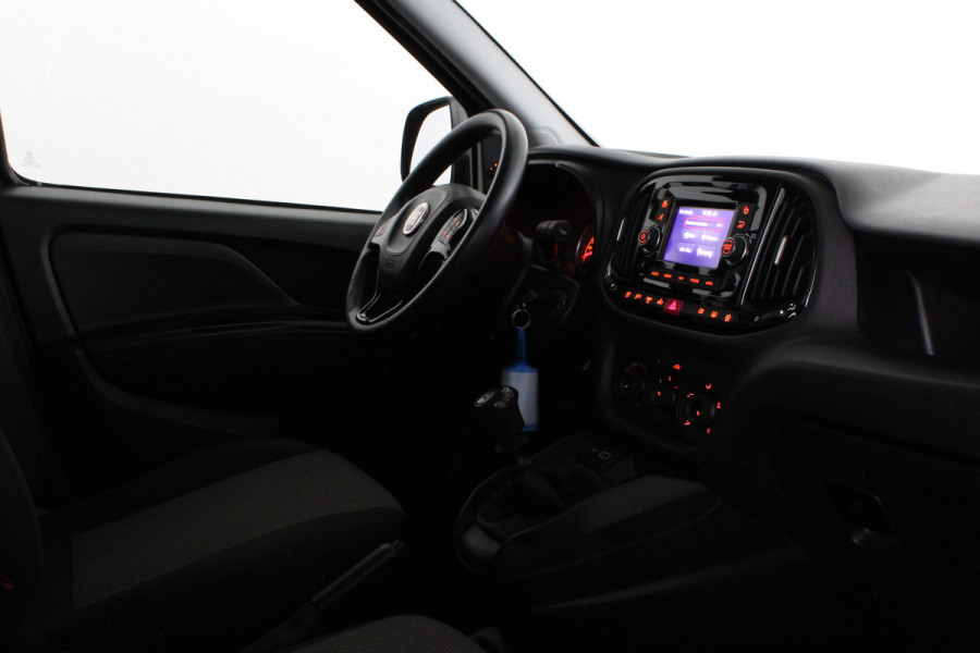Fiat Dobló Cargo 1.6 MJ L1H1 105pk > Trekhaak/imperiaal/Cruise/3-zit/navi