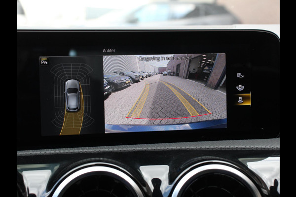 Mercedes-Benz A-Klasse 200 163pk DCT Progressive Navigatie Parkeersensoren Camera Cruise Control Stoelverwarming Ledverlichting Climate Control