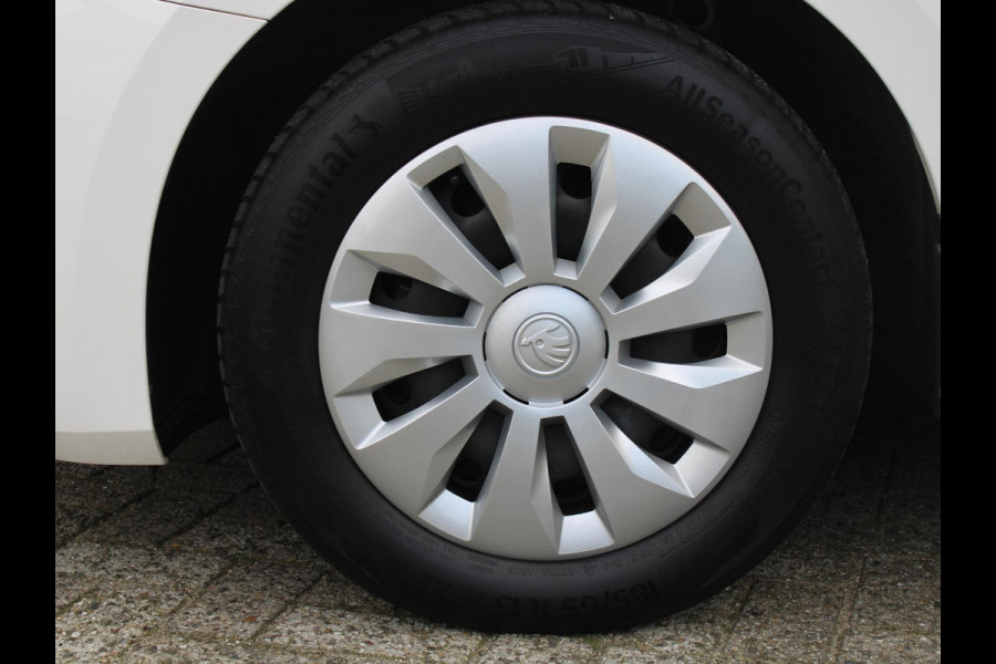 Škoda Fabia 1.0 TSI Ambition | APPLE CARPLAY |