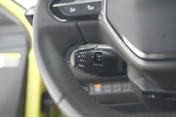 Peugeot e-208 EV Allure 50 kWh | Stoelverwarming | Apple Carplay | Parkeersensoren | Navigatie