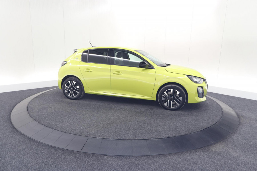 Peugeot e-208 EV Allure 50 kWh | Stoelverwarming | Apple Carplay | Parkeersensoren | Navigatie