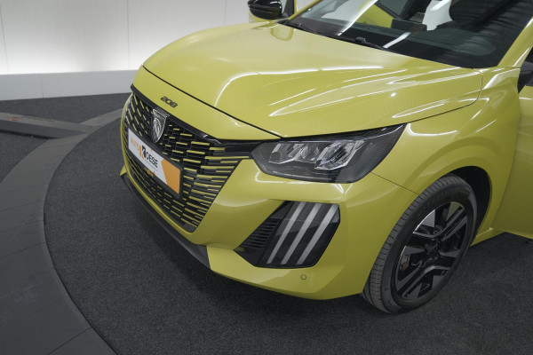 Peugeot e-208 EV Allure 50 kWh | Stoelverwarming | Apple Carplay | Parkeersensoren | Navigatie