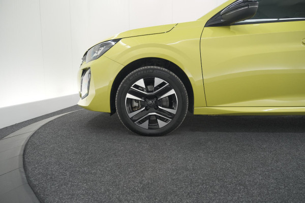 Peugeot e-208 EV Allure 50 kWh | Stoelverwarming | Apple Carplay | Parkeersensoren | Navigatie