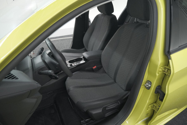 Peugeot e-208 EV Allure 50 kWh | Stoelverwarming | Apple Carplay | Parkeersensoren | Navigatie