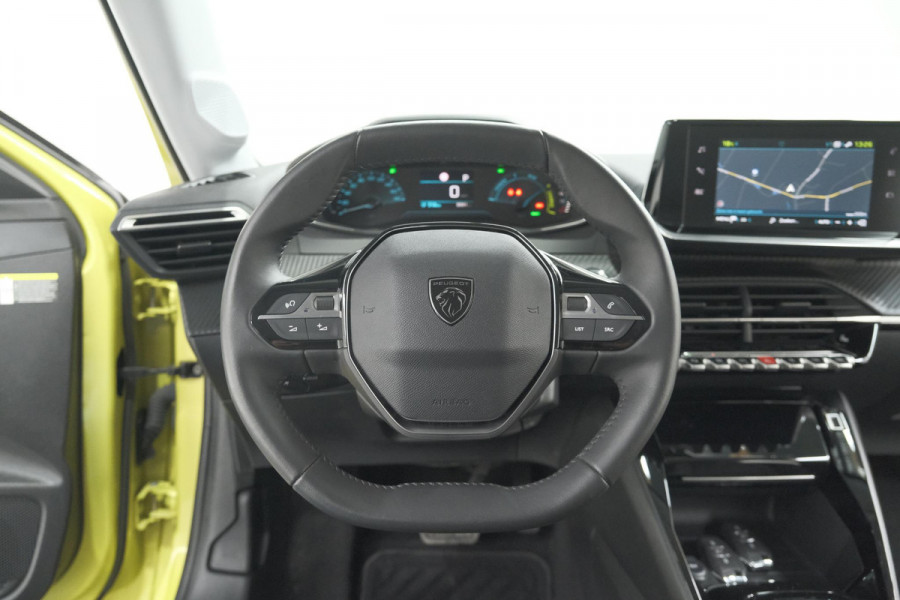 Peugeot e-208 EV Allure 50 kWh | Stoelverwarming | Apple Carplay | Parkeersensoren | Navigatie