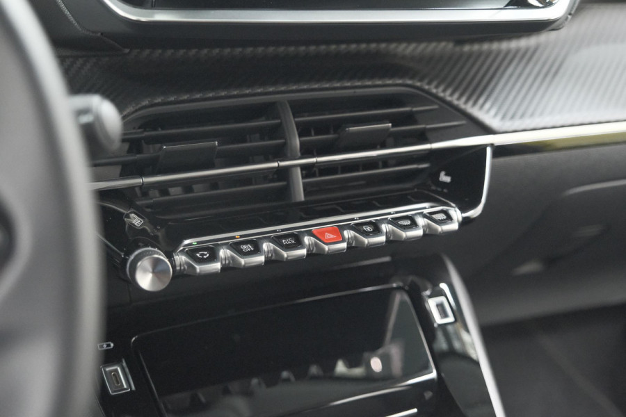 Peugeot e-208 EV Allure 50 kWh | Stoelverwarming | Apple Carplay | Parkeersensoren | Navigatie