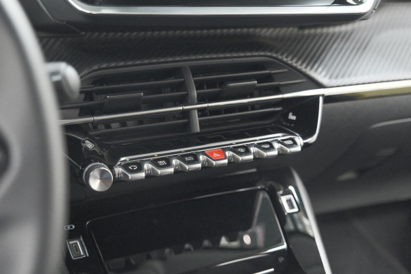Peugeot e-208 EV Allure 50 kWh | Stoelverwarming | Apple Carplay | Parkeersensoren | Navigatie