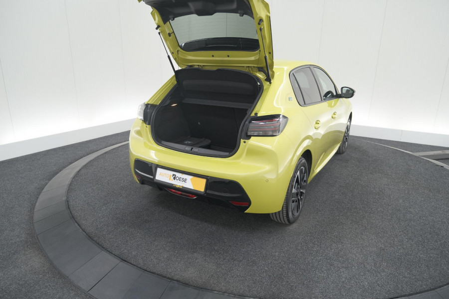 Peugeot e-208 EV Allure 50 kWh | Stoelverwarming | Apple Carplay | Parkeersensoren | Navigatie