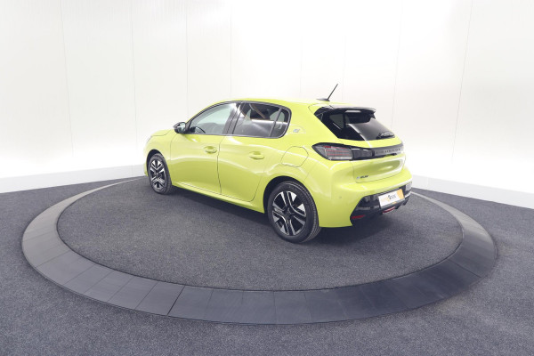 Peugeot e-208 EV Allure 50 kWh | Stoelverwarming | Apple Carplay | Parkeersensoren | Navigatie