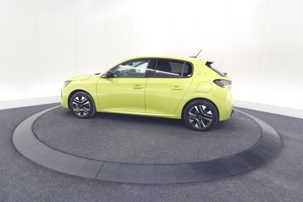 Peugeot e-208 EV Allure 50 kWh | Stoelverwarming | Apple Carplay | Parkeersensoren | Navigatie