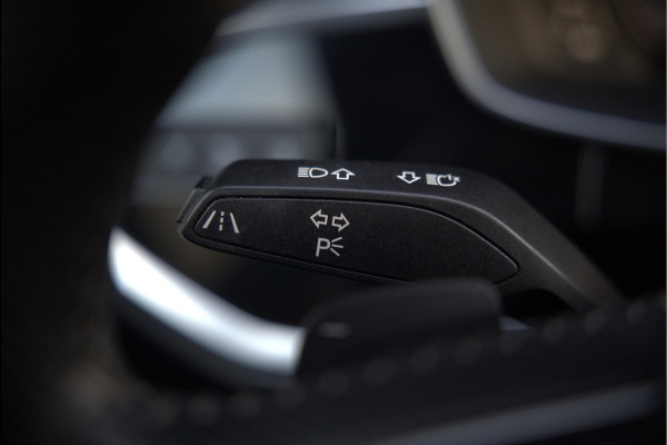 Audi Q3 Sportback 35 TFSI Pro Line S | S-Line | Stoelverwarming | Keyless | 360 Camera | Leer | Elektrische Stoelen | Adaptive Cruise Control | Dodehoekdetectie | Navigatie | Parkeersensoren | Vitrual Cockpit