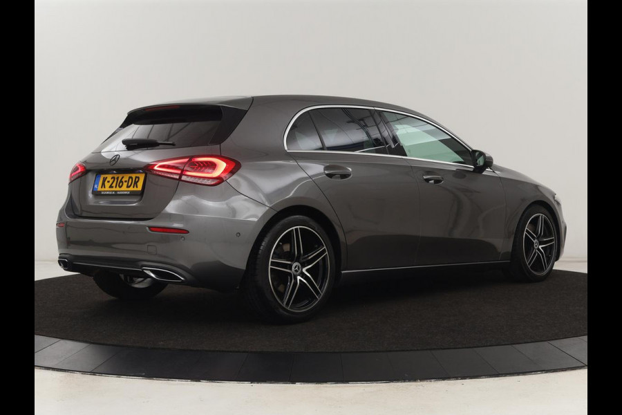 Mercedes-Benz A-Klasse 250 Advantage | Stoelverwarming | Sfeerverlichting |  Leder | Camera | Navigatie | Widescreen | LED | Cruise Control | Burmester Sound