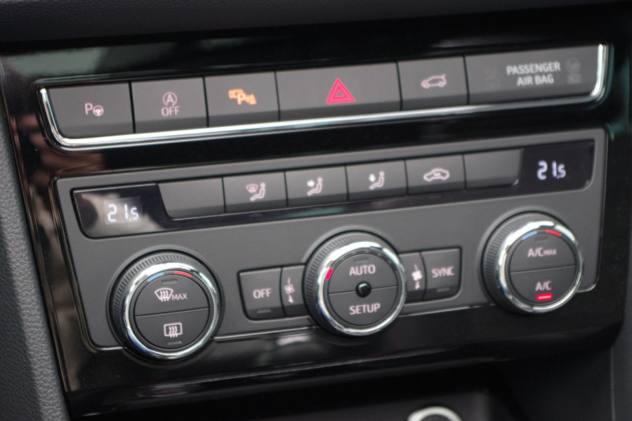 Seat Ateca 1.5 TSI 150 PK FR Business Intense, Panoramadak, BEATS Audio, Digitale Cockpit, 360 Camera, Carplay