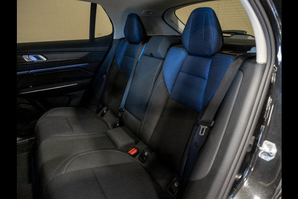 Lynk & Co 01 1.5 / 261pk / Blackstyle Lynk & Co 01 1.5 / 261pk / Blackstyle