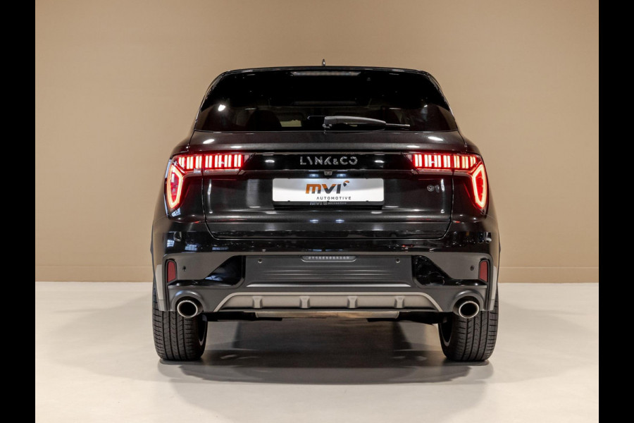 Lynk & Co 01 1.5 / 261pk / Blackstyle Lynk & Co 01 1.5 / 261pk / Blackstyle