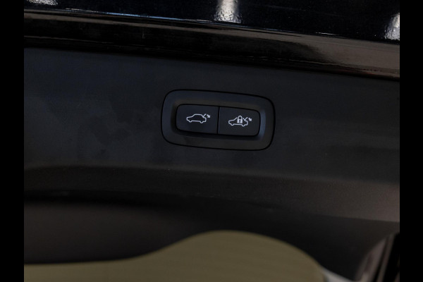 Lynk & Co 01 1.5 / 261pk / Blackstyle Lynk & Co 01 1.5 / 261pk / Blackstyle