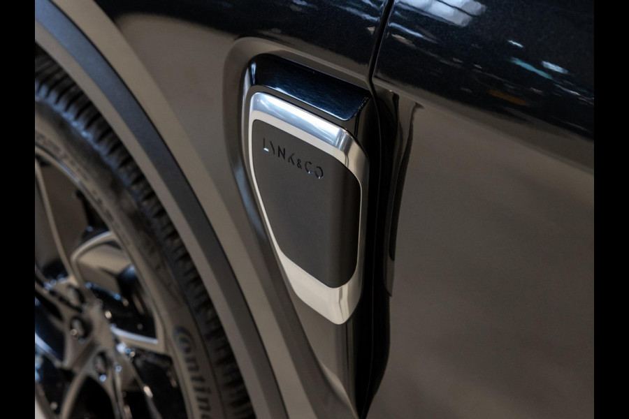 Lynk & Co 01 1.5 / 261pk / Blackstyle Lynk & Co 01 1.5 / 261pk / Blackstyle