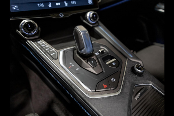 Lynk & Co 01 1.5 / 261pk / Blackstyle Lynk & Co 01 1.5 / 261pk / Blackstyle