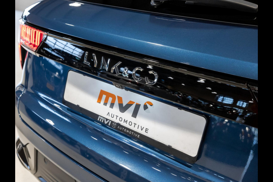 Lynk & Co 01 1.5 / 261pk / Blackstyle Lynk & Co 01 1.5 / 261pk / Blackstyle