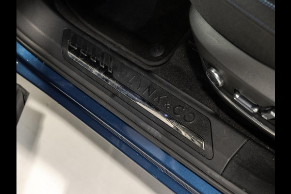 Lynk & Co 01 1.5 / 261pk / Blackstyle Lynk & Co 01 1.5 / 261pk / Blackstyle