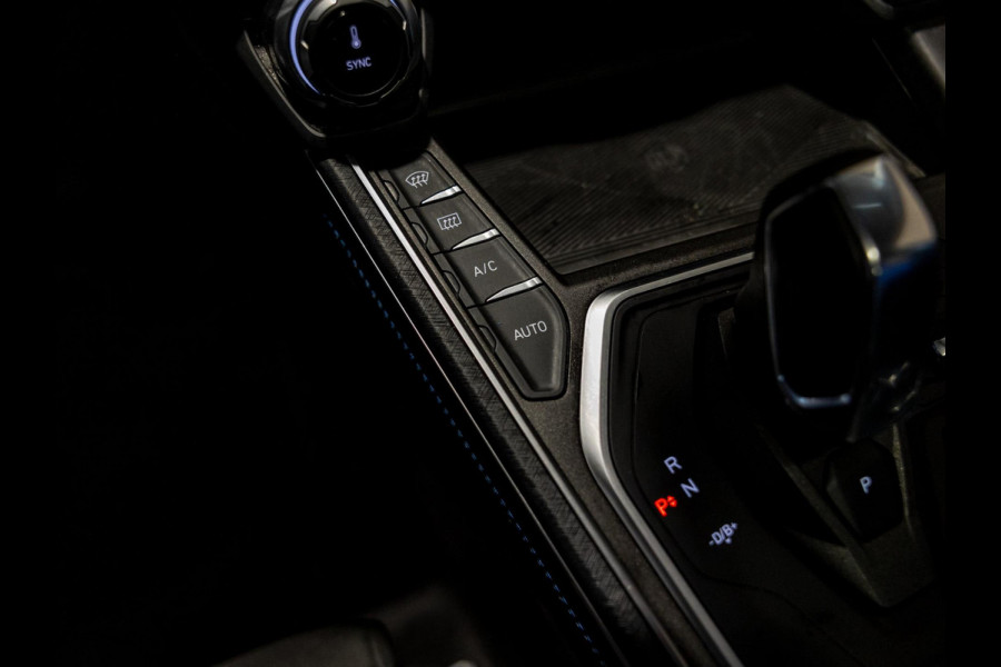 Lynk & Co 01 1.5 / 261pk / Blackstyle Lynk & Co 01 1.5 / 261pk / Blackstyle