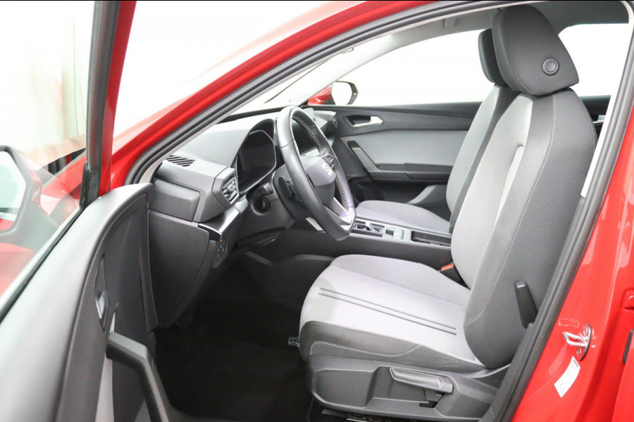 Seat Leon Sportstourer 1.5 eTSI Style Launch*AUTOM.*ACC*HAAK*ECC*CARPLAY*