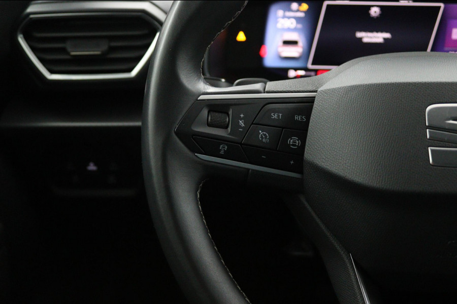 Seat Leon Sportstourer 1.5 eTSI Style Launch*AUTOM.*ACC*HAAK*ECC*CARPLAY*