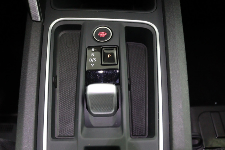 Seat Leon Sportstourer 1.5 eTSI Style Launch*AUTOM.*ACC*HAAK*ECC*CARPLAY*