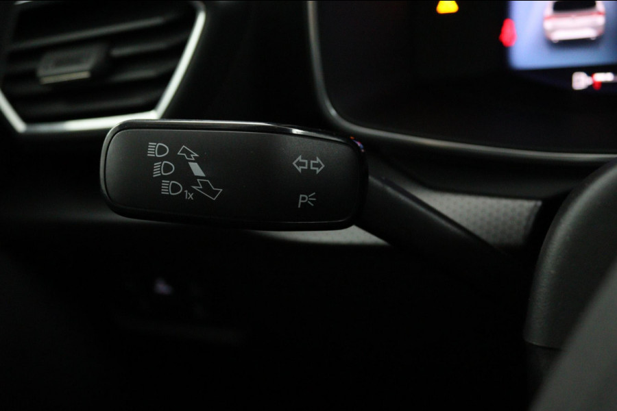 Seat Leon Sportstourer 1.5 eTSI Style Launch*AUTOM.*ACC*HAAK*ECC*CARPLAY*