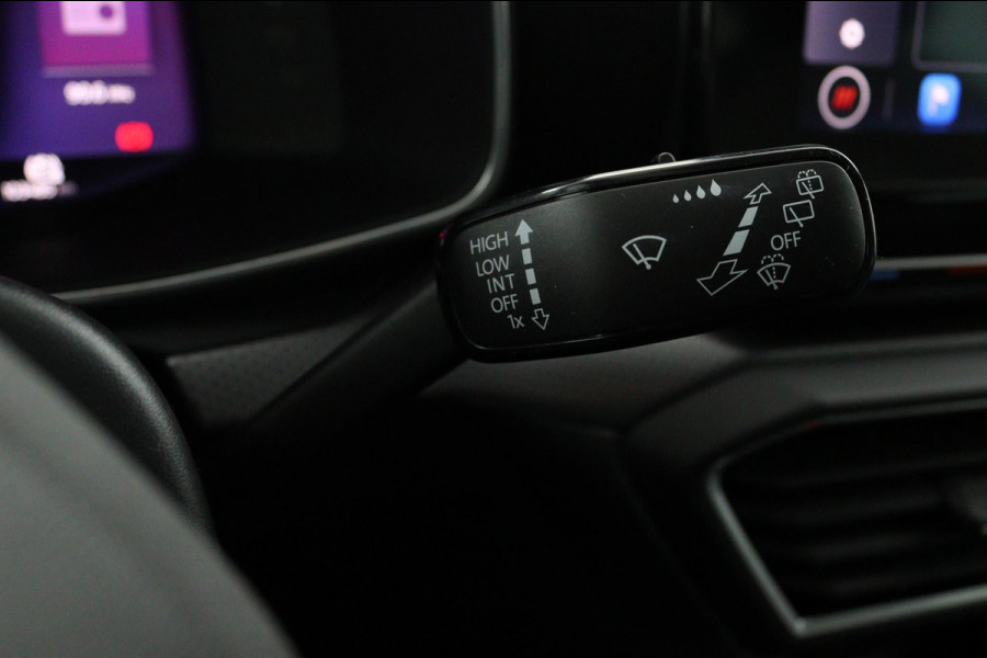 Seat Leon Sportstourer 1.5 eTSI Style Launch*AUTOM.*ACC*HAAK*ECC*CARPLAY*