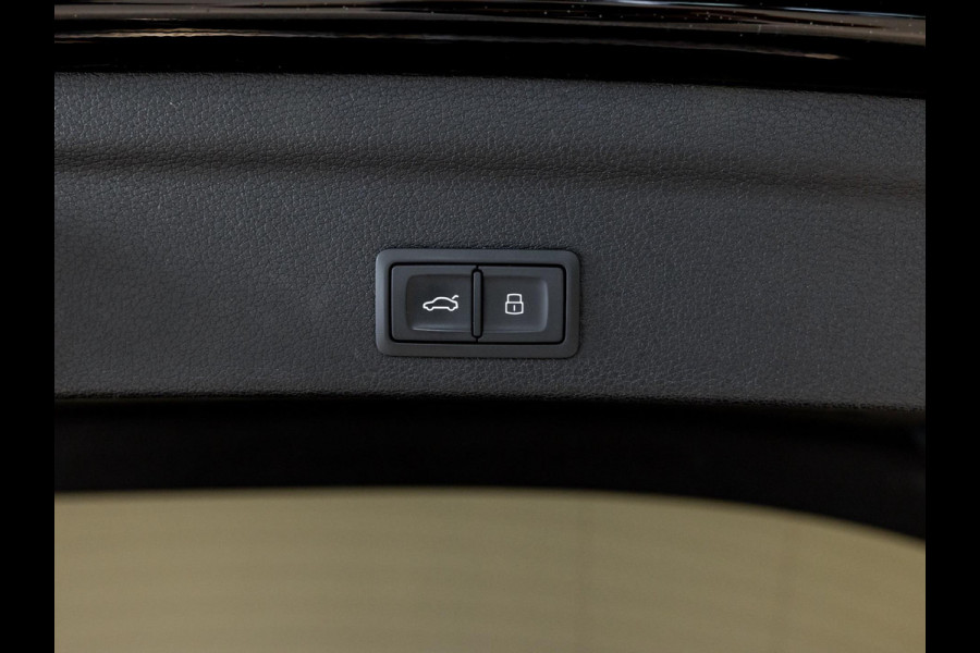 Audi Q3 Sportback 45 TFSI quattro 2x S-Line / 230pk / Panorama dak / Keyless / B&O / Stoelverwarming /