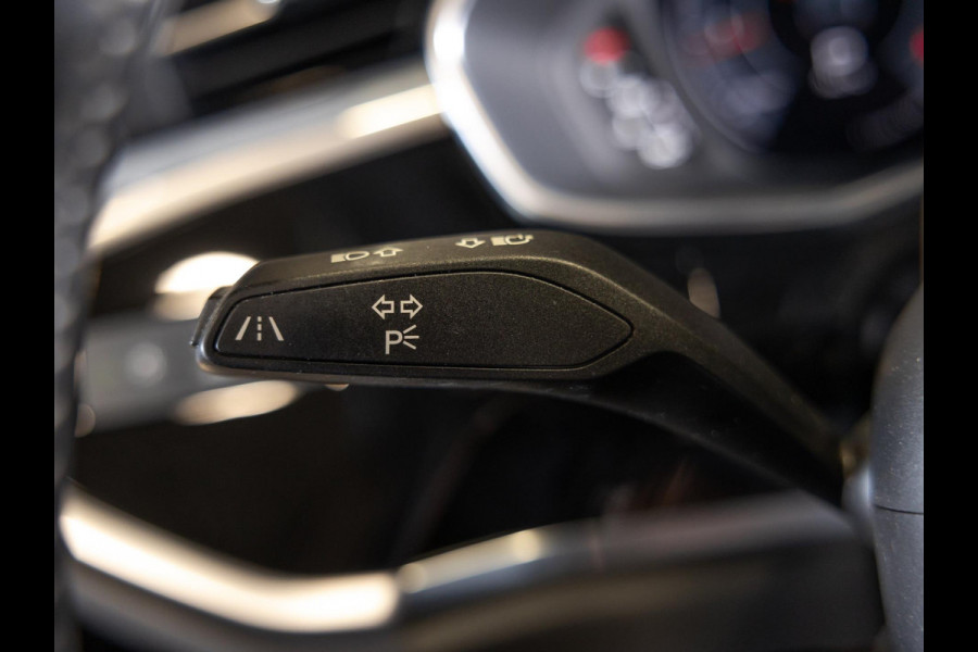 Audi Q3 Sportback 45 TFSI quattro 2x S-Line / 230pk / Panorama dak / Keyless / B&O / Stoelverwarming /