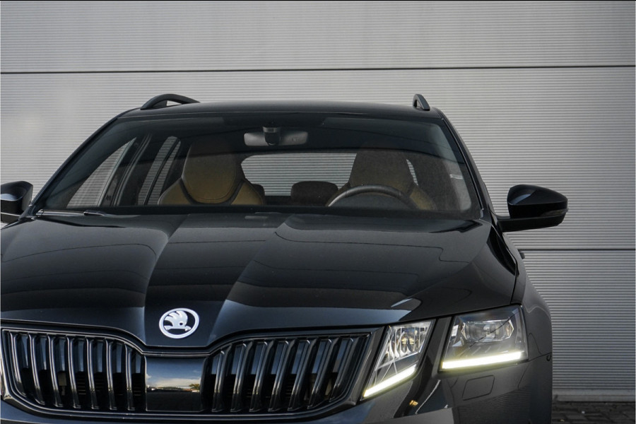 Škoda Octavia Combi 1.5 TSI Sportline Leder Navi Virtual Cockpit 18" Škoda Octavia Combi 1.5 TSI Sportline Leder Navi Virtual Cockpit 18"