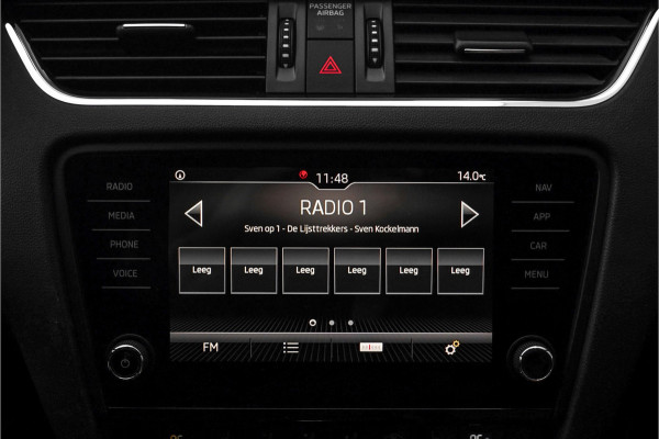 Škoda Octavia Combi 1.5 TSI Sportline Leder Navi Virtual Cockpit 18" Škoda Octavia Combi 1.5 TSI Sportline Leder Navi Virtual Cockpit 18"