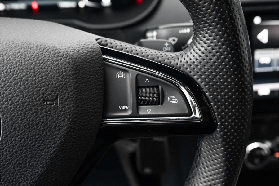 Škoda Octavia Combi 1.5 TSI Sportline Leder Navi Virtual Cockpit 18" Škoda Octavia Combi 1.5 TSI Sportline Leder Navi Virtual Cockpit 18"