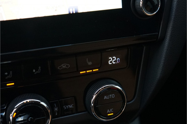 Škoda Octavia Combi 1.5 TSI Sportline Leder Navi Virtual Cockpit 18" Škoda Octavia Combi 1.5 TSI Sportline Leder Navi Virtual Cockpit 18"