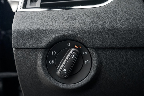 Škoda Octavia Combi 1.5 TSI Sportline Leder Navi Virtual Cockpit 18" Škoda Octavia Combi 1.5 TSI Sportline Leder Navi Virtual Cockpit 18"