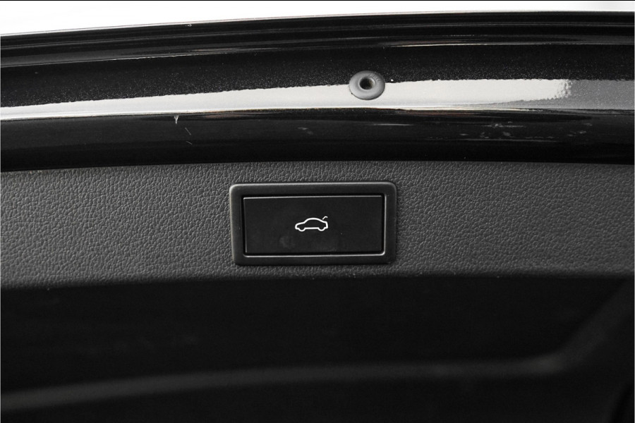 Škoda Octavia Combi 1.5 TSI Sportline Leder Navi Virtual Cockpit 18" Škoda Octavia Combi 1.5 TSI Sportline Leder Navi Virtual Cockpit 18"