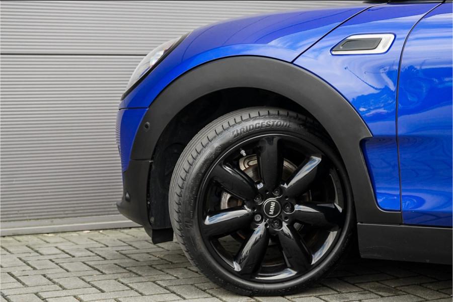 MINI Clubman 1.5 One Chili Automaat Navi H/K LED 18"